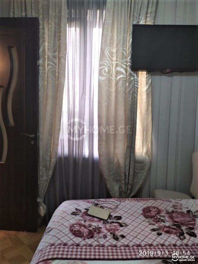 Izi'S Cozy Apartment Кутаїсі Екстер'єр фото