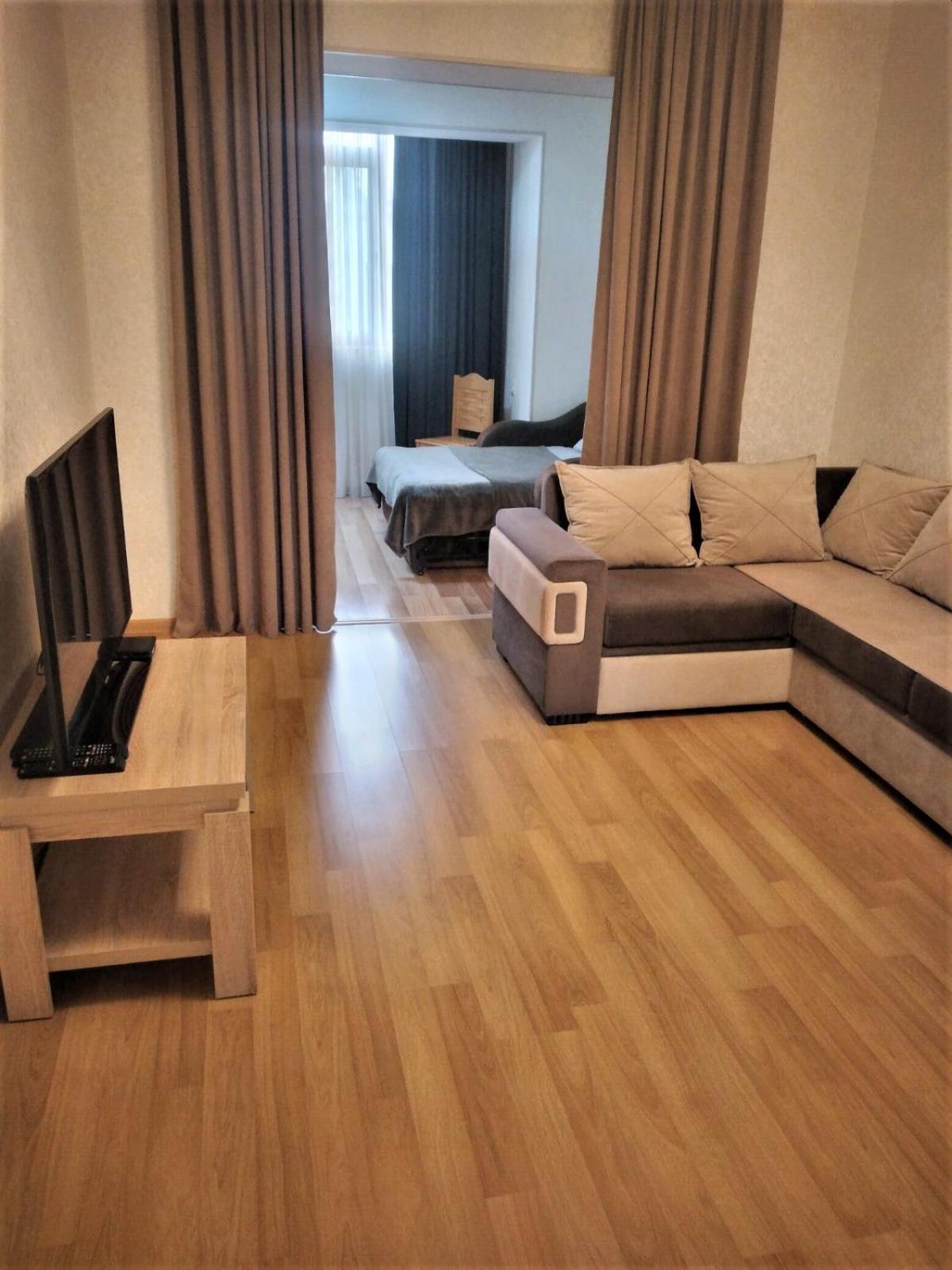 Izi'S Cozy Apartment Кутаїсі Екстер'єр фото